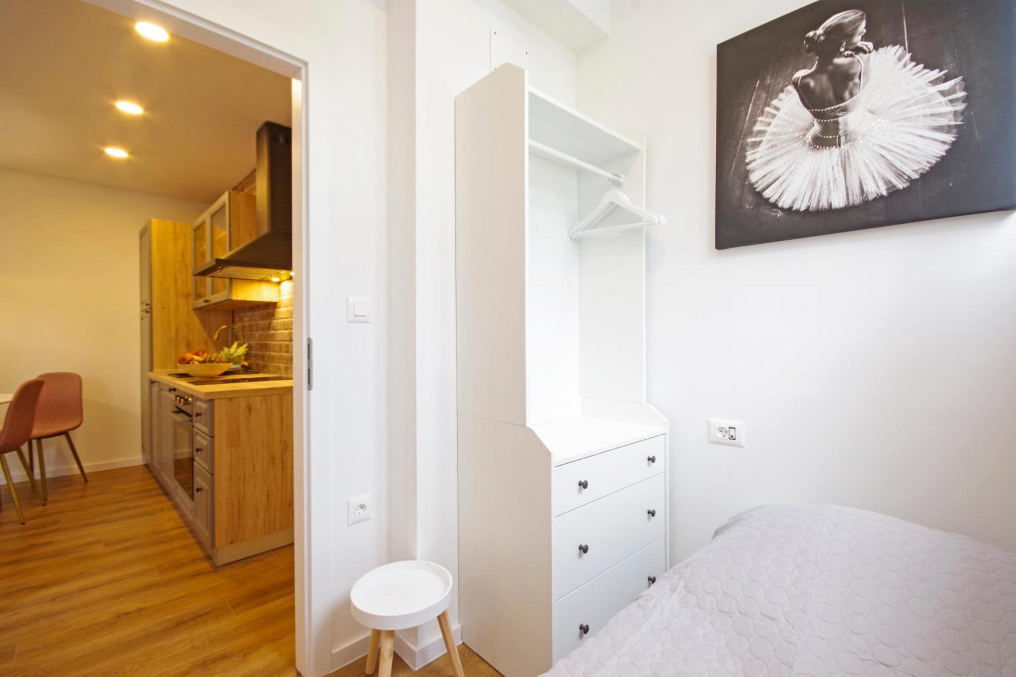 Apartments Luny Makarska Zimmer foto
